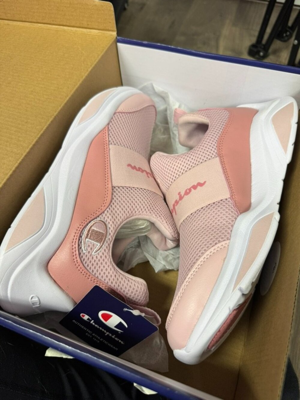 CHAMPION Tennis Shoes Slip Ons Legend Lo Size 6.5Y Big Kids Youth Pink NEW - Picture 2 of 9